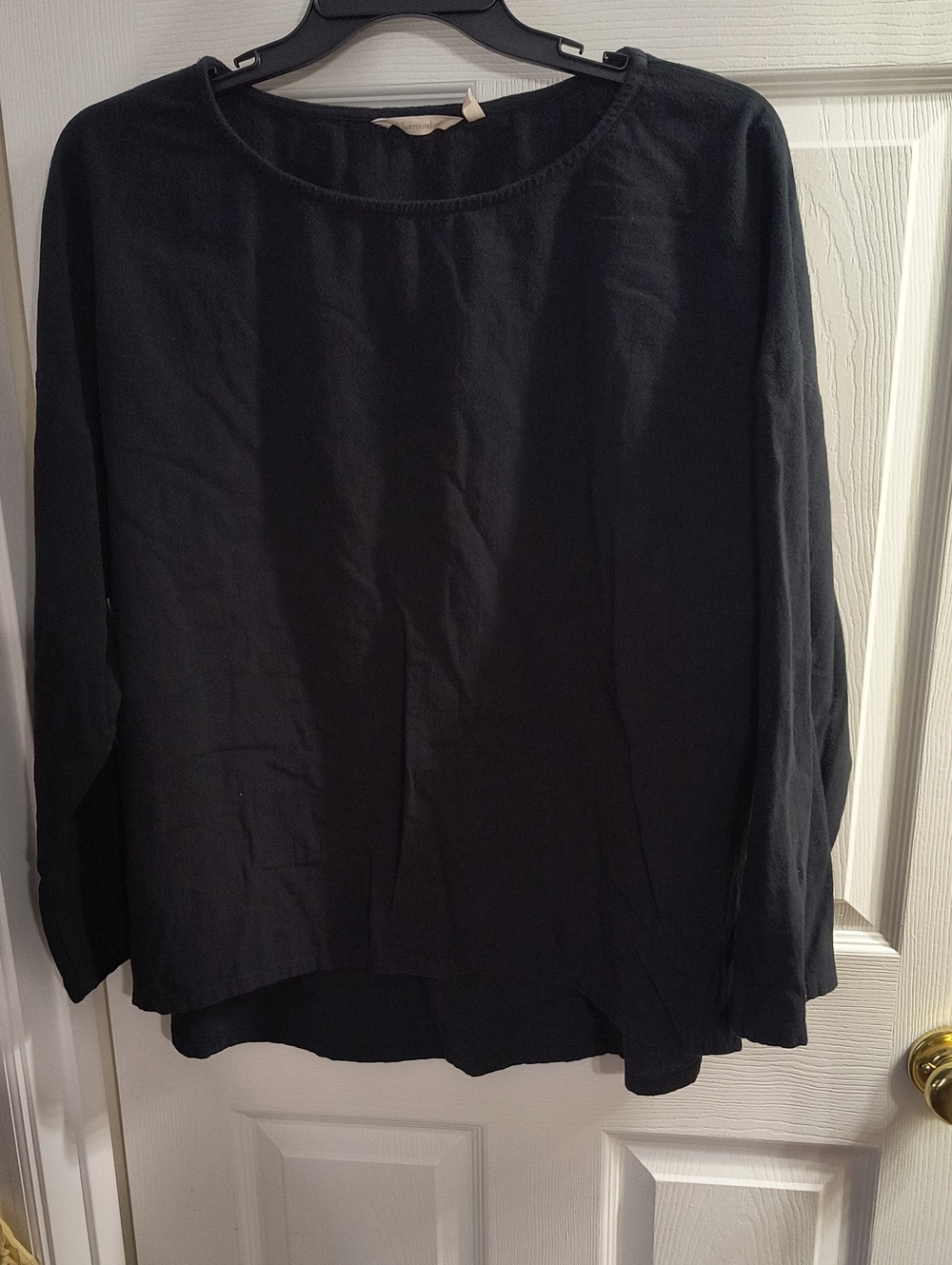 Soft Surroundings Classic Black Long-Sleeve Round Neck Women's Top